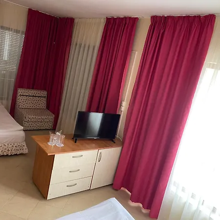 Atol Hotel Sluneční pobřeží