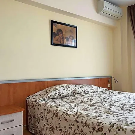 Atol Szálloda Napospart